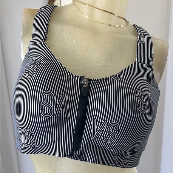 Victoria's Secret Other - Victoria’s Secret Striped Black and White Sports Bra NWOT